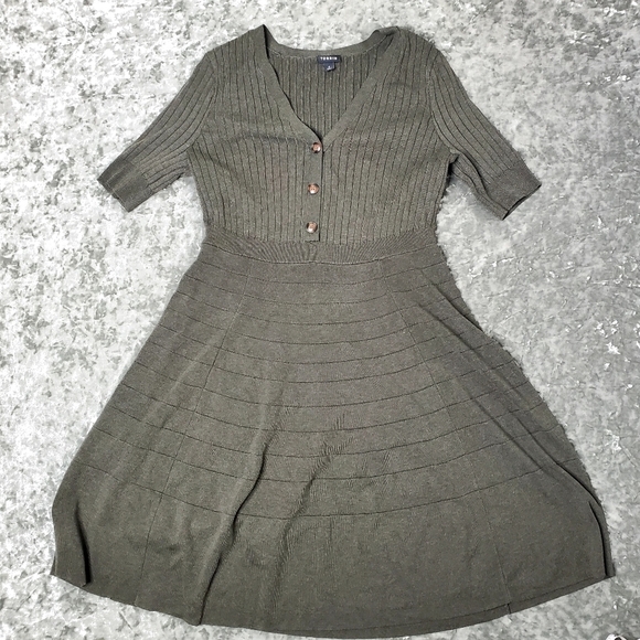 Torrid Green Knit Fit & Flare Midi Dress - Picture 1 of 6